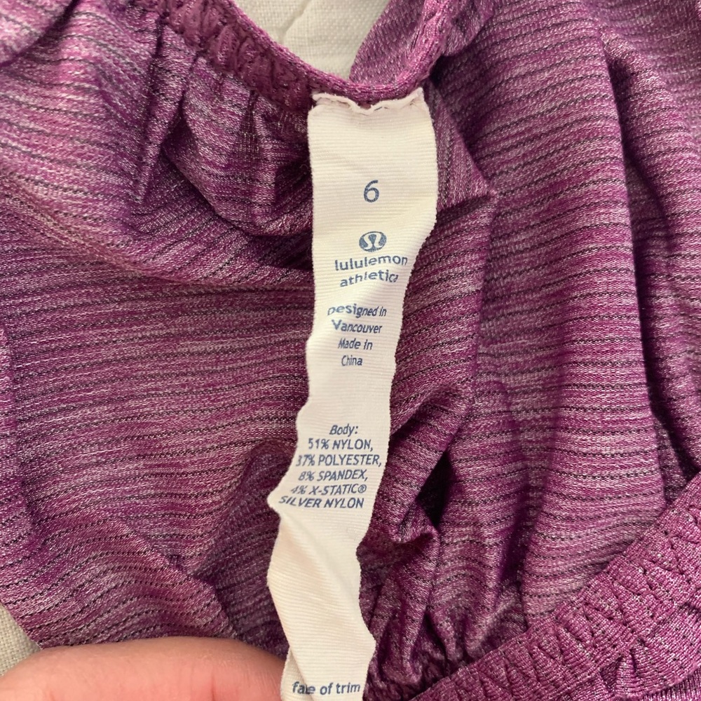 Lululemon tank - Picture 2 of 4